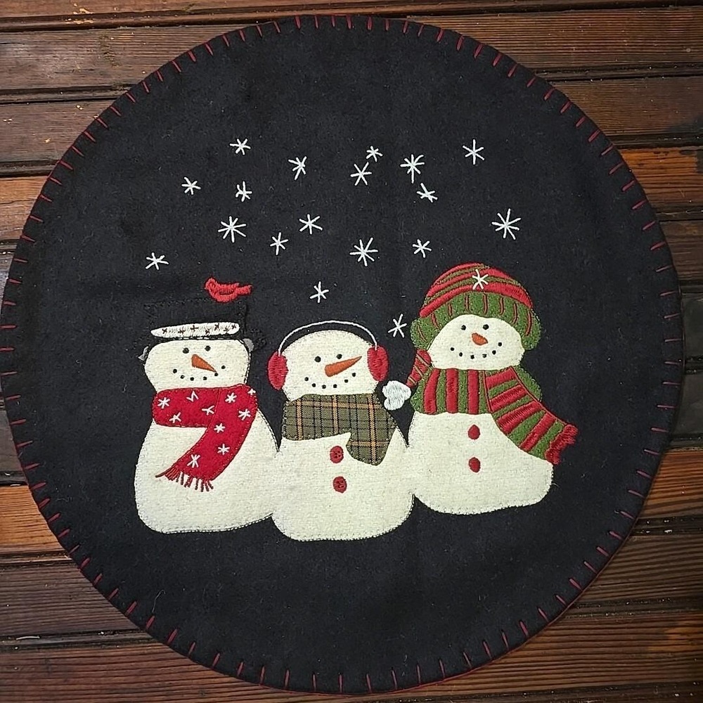 Primitive Raghu Christmas Winter SNOWMAN Candle Mat or Table Mat Snowmen 15"